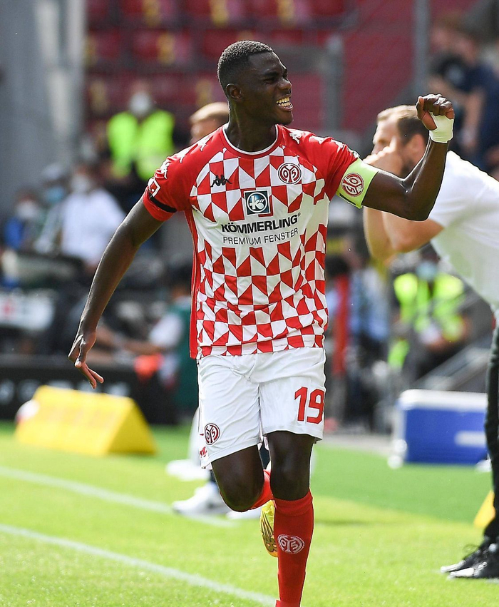 今夜体能课后，纽约尼克斯状态回暖备战德国杯，更衣室稳定，控场能力受关注(everydoghashisday)-足球篮球预测